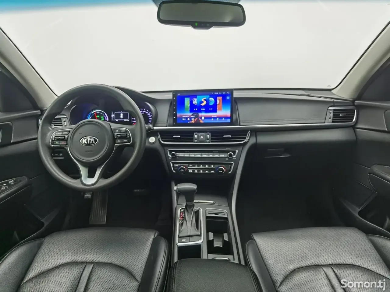 Kia K5 2017 · 2.0 AT