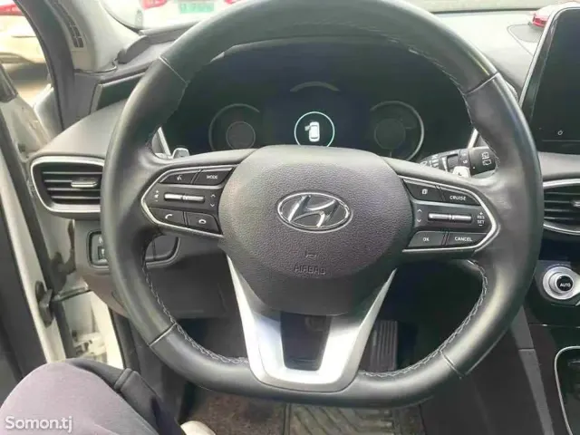 Hyundai Santa Fe 2020 · 2.0 AT
