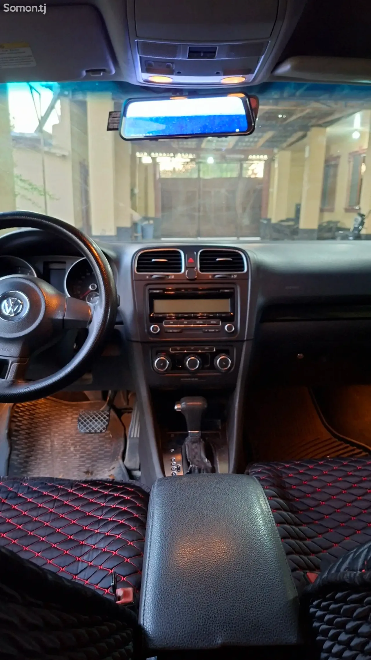 Volkswagen Jetta 2010 · 2.5 AT
