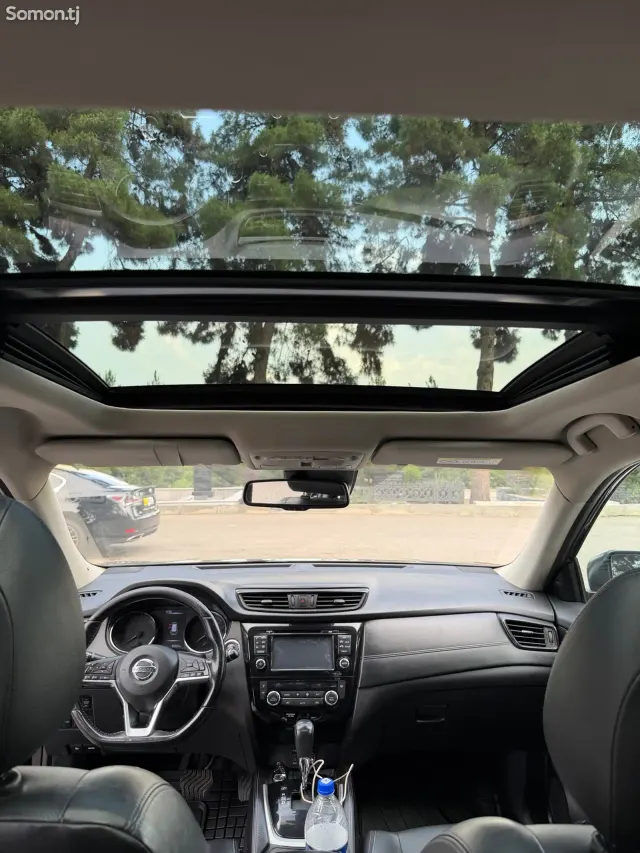Nissan X-Trail 2019 · 2.5 AT
