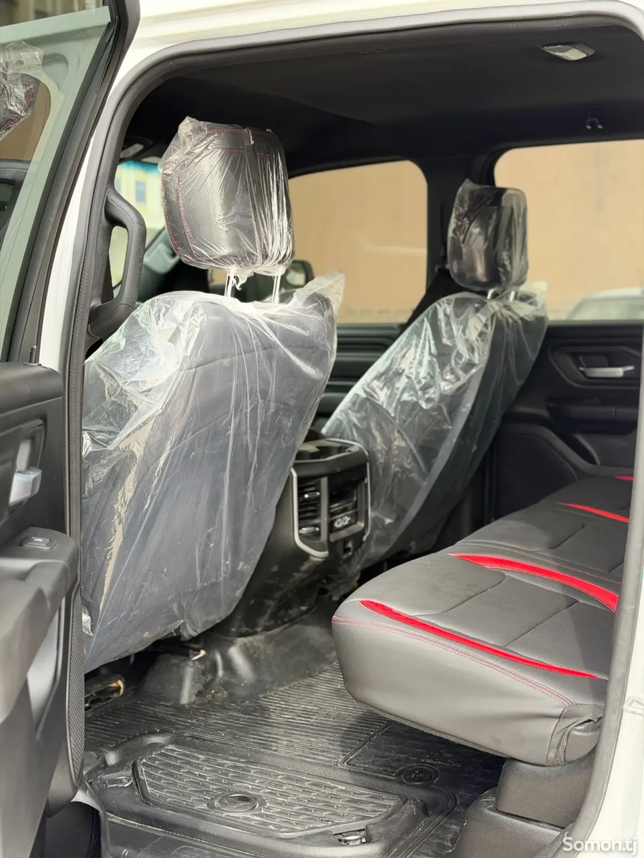 Dodge RAM 2023 · 3.6 AT