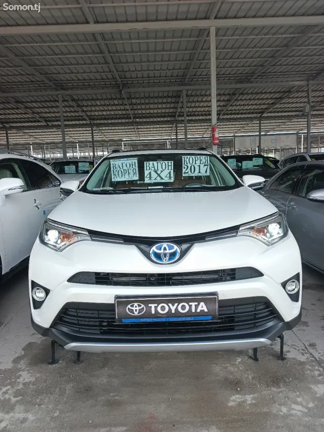 Toyota RAV 4 2017 · 2.5 AT