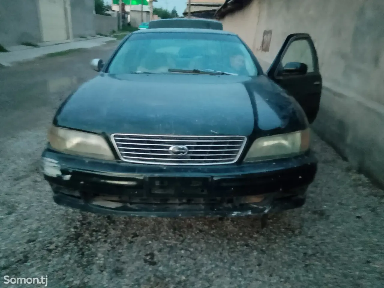 Nissan Maxima 1997 · 2.0 AT