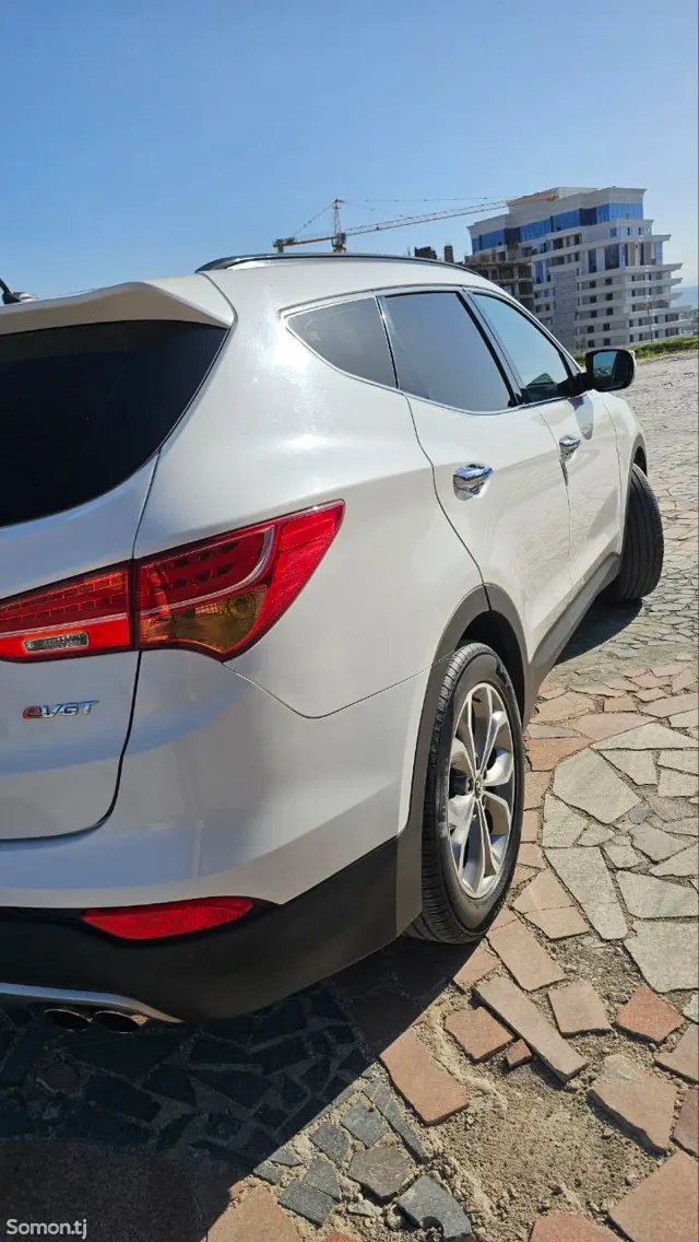 Hyundai Santa Fe 2014 · 2.0 AT