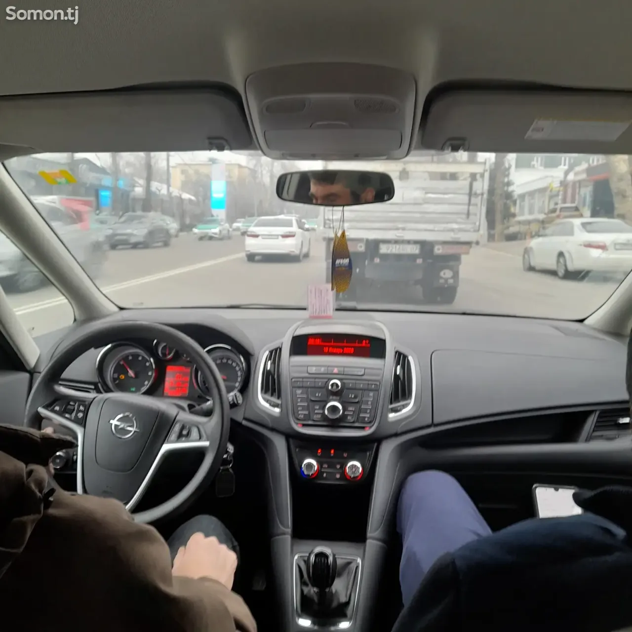 Opel Zafira 2016 · 1.6 MT