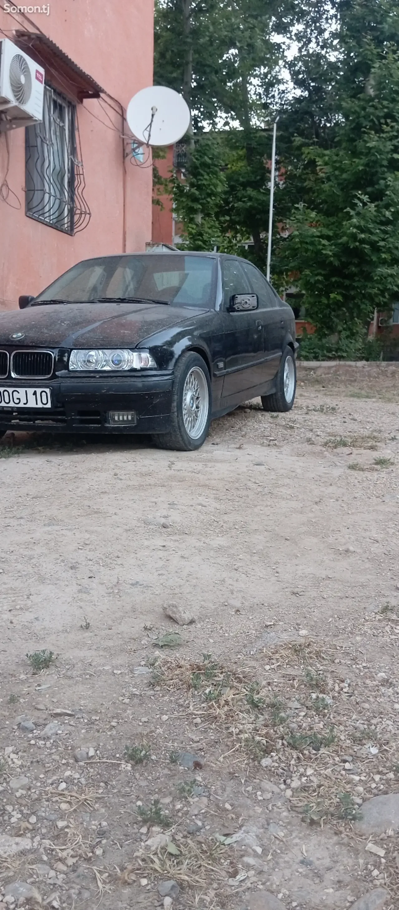 BMW 3 series 1998 · 1.8 MT