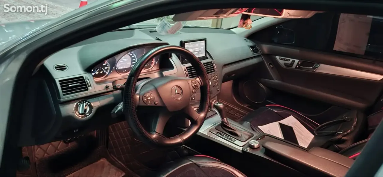 Mercedes-Benz C class 2010 · 2.0 AT