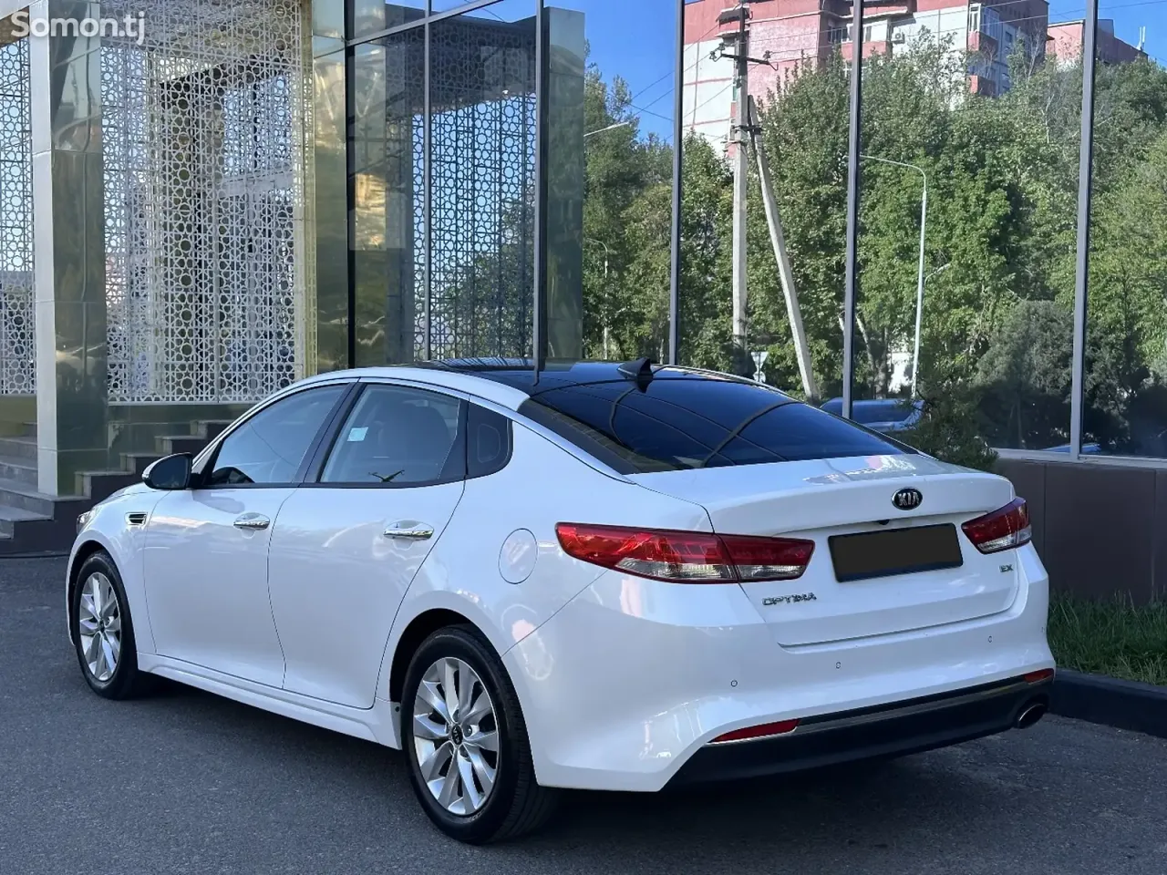Kia Optima 2018 · 2.4 AT