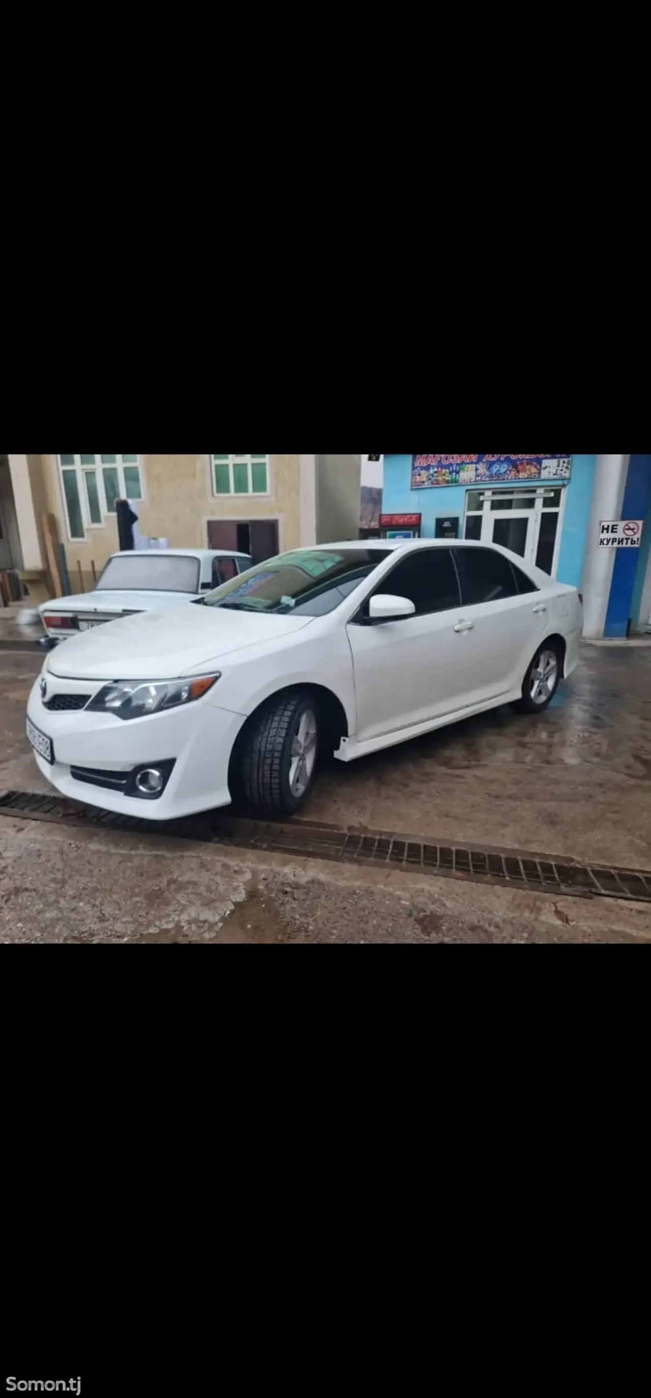 Toyota Camry 2013 · 2.5 AT