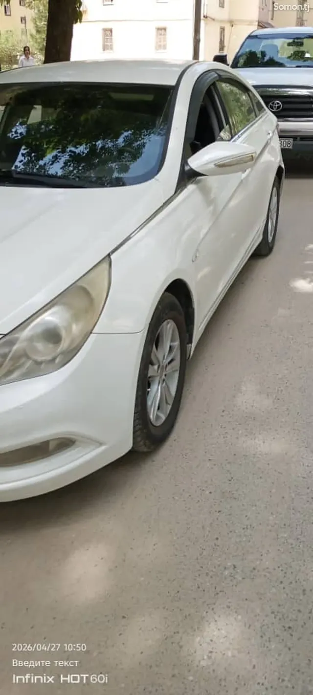 Hyundai Sonata 2011 · 2.0 AT