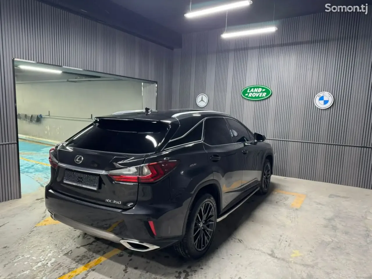 Lexus RX series 2017 · 3.5 AT