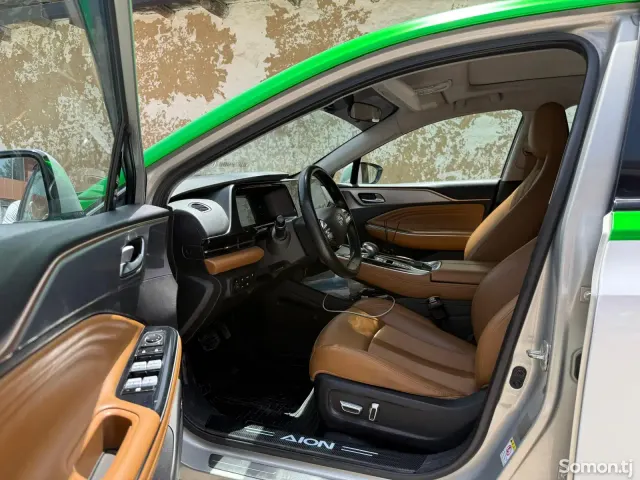 GAC Aion S 2020 · AT