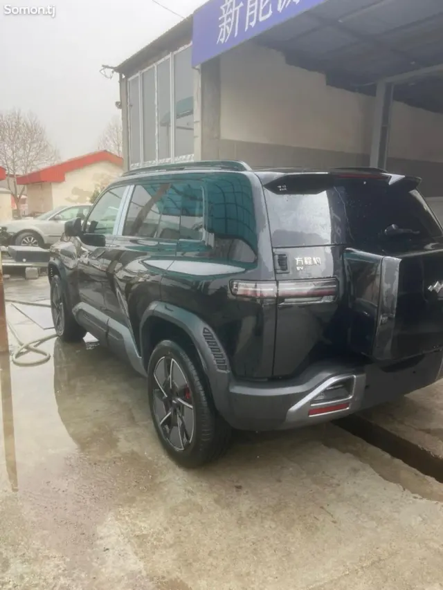 BYD Leopard 3 2025 · AT