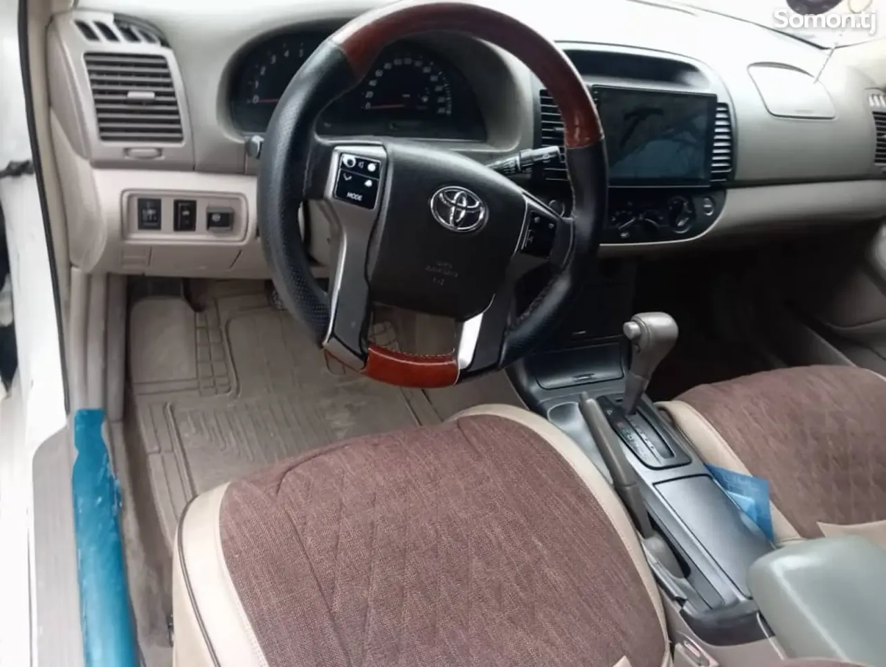 Toyota Camry 2006 · 2.4 AT