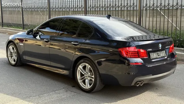 BMW 5 series 2016 · 2.0 AT