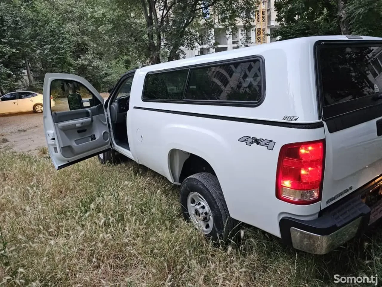 GMC Sierra 2009 · 6.5 AT