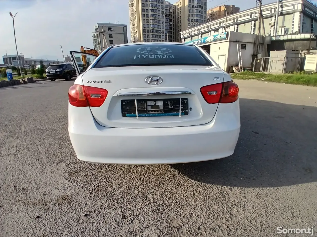 Hyundai Avante 2007 · 1.6 AT