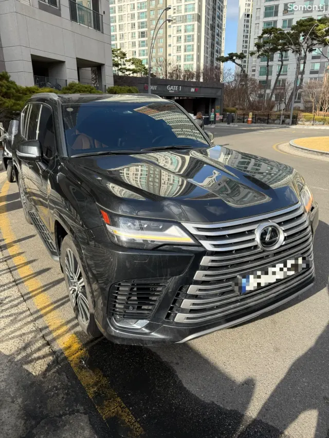 Lexus LX series 2025 · 3.5 AT