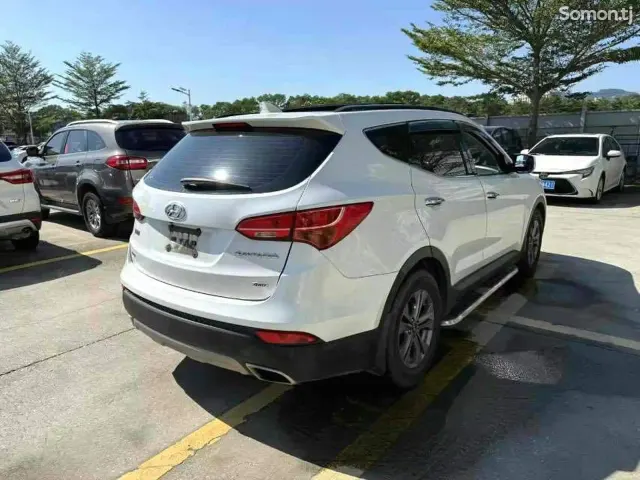 Hyundai Santa Fe 2015 · 2.0 AT