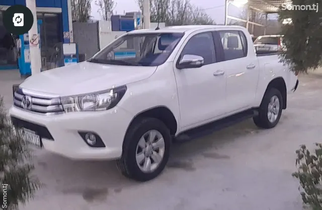 Toyota Hilux 2016 · 2.7 AT