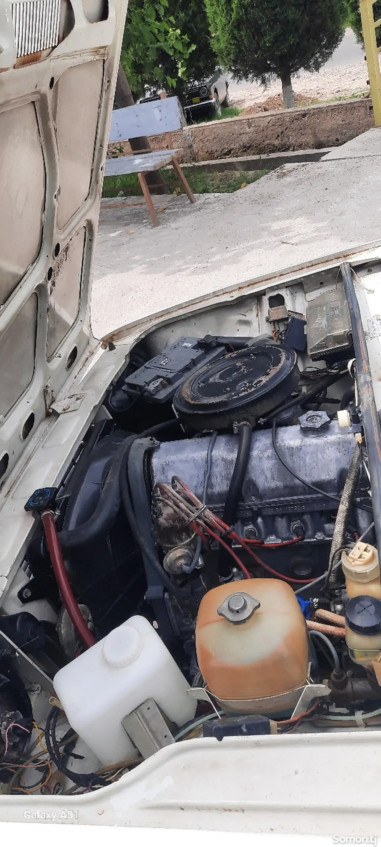 Lada (ВАЗ) 2105 1983 · 1.3 MT