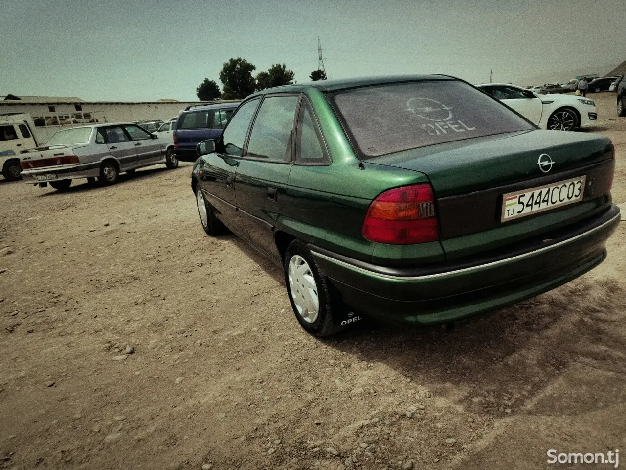 Opel Astra F 1998 · 1.6 MT