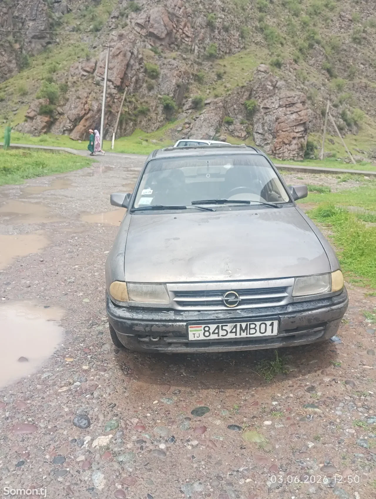 Opel Astra F 1992 · 1.6 MT