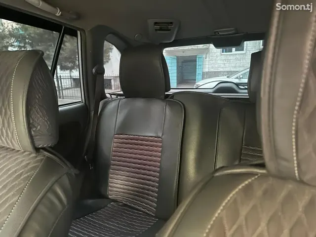 Toyota RAV 4 2002 · 2.4 AT