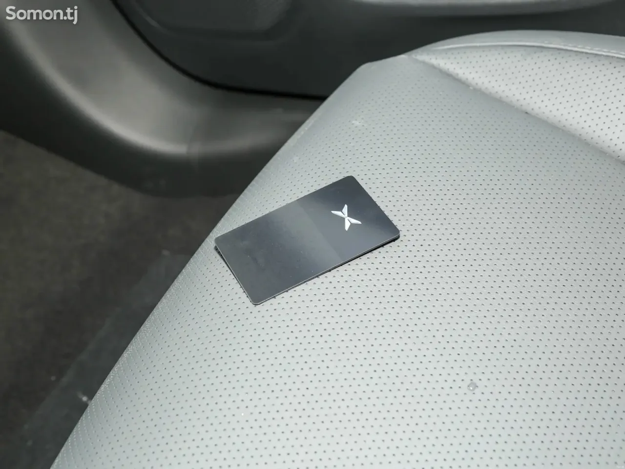 Xpeng P7 2026 · AT