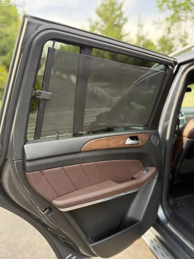 Mercedes-Benz GL class 2014 · 5.5 AT