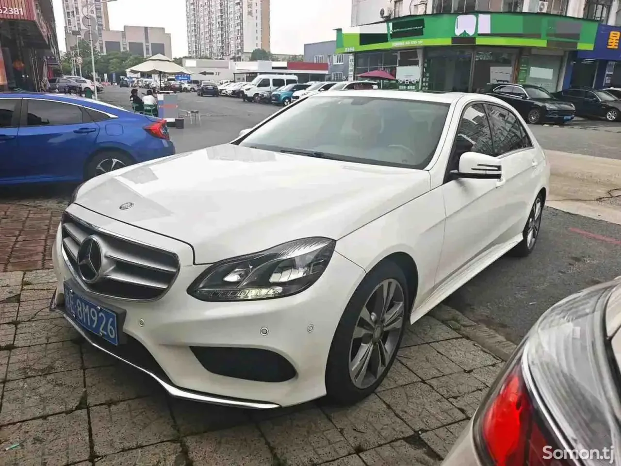 Mercedes-Benz E class 2015 · 2.0 AT
