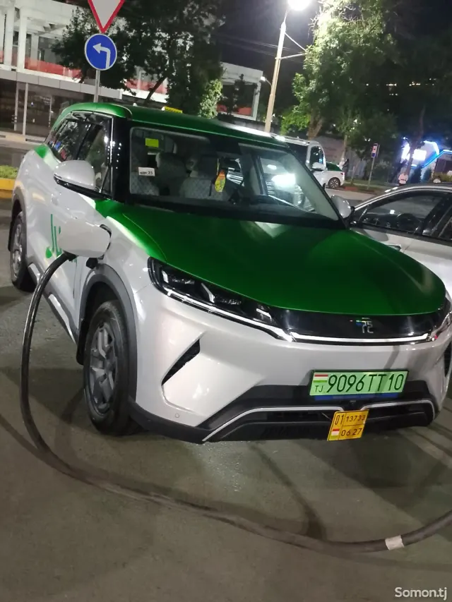 BYD Yuan Up 2025 · AT