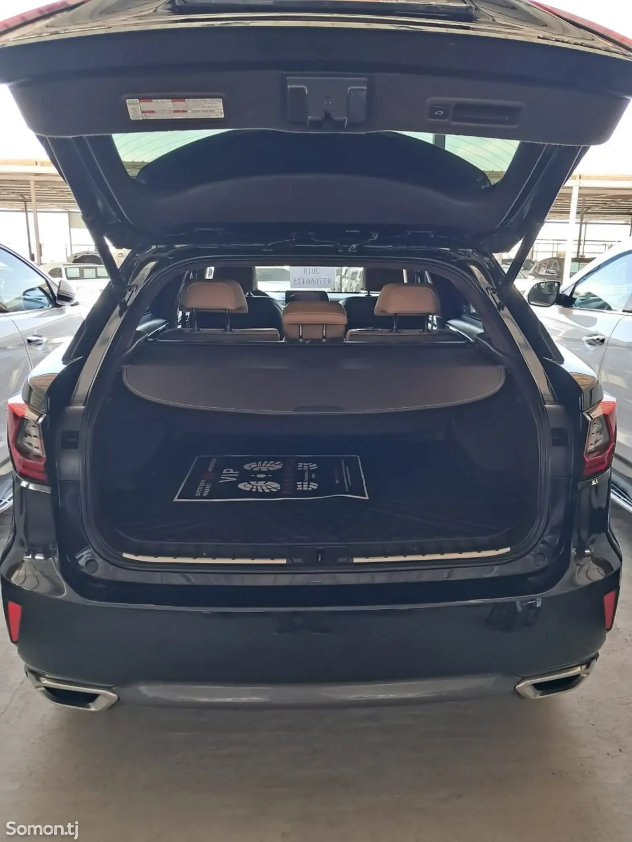 Lexus RX series 2018 · 2.0 AT