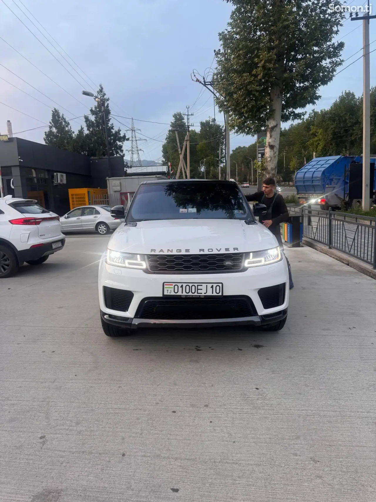Land Rover Range Rover Sport 2020 · 3.0 AT