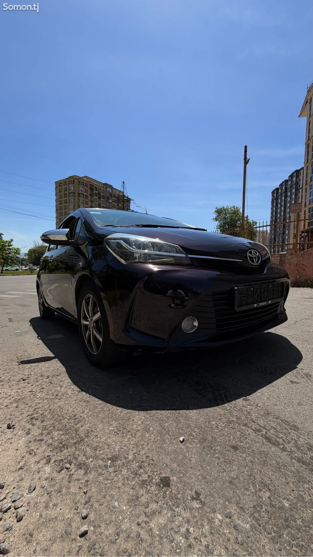 Toyota Vitz 2014 · AT