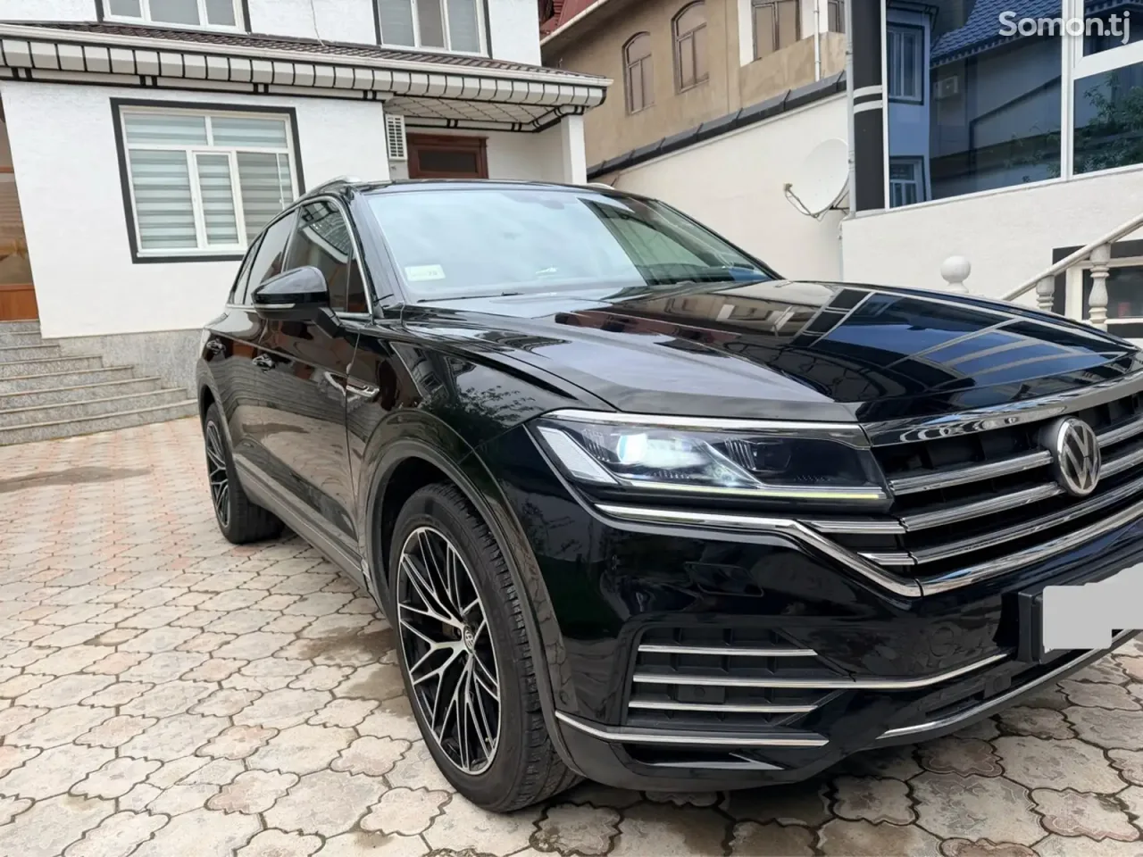 Volkswagen Touareg 2019 · 3.0 AT