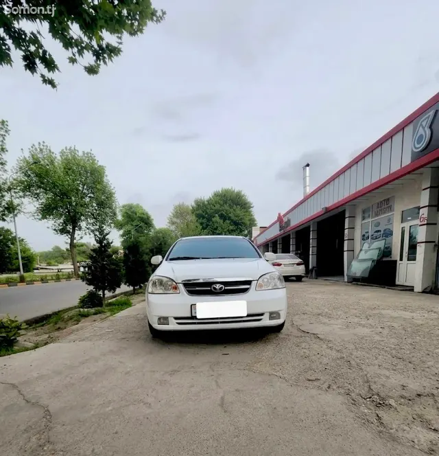 Daewoo Lacetti 2004 · 1.6 AT