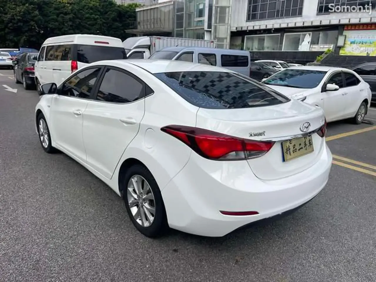 Hyundai Avante 2017 · 1.6 AT
