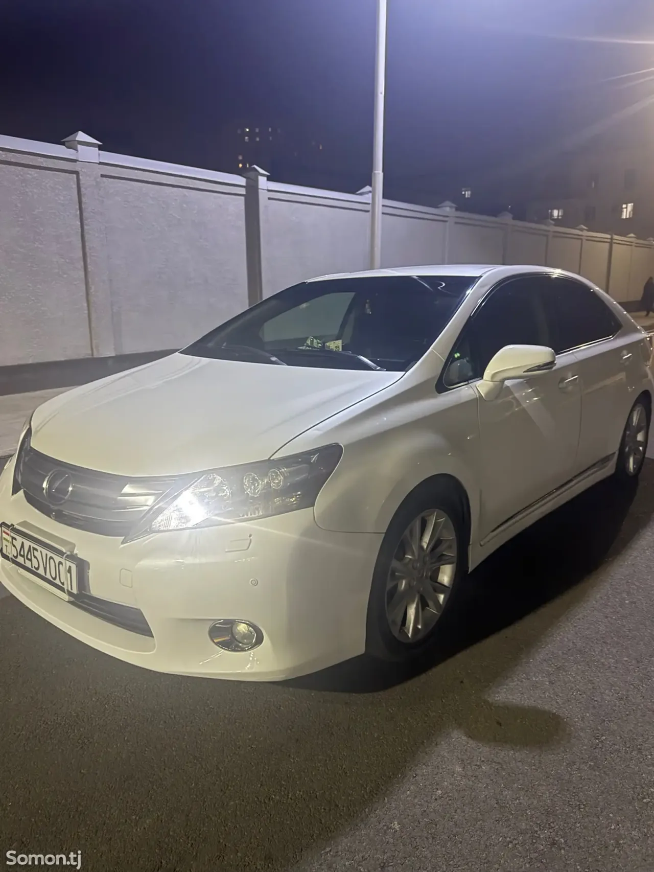 Lexus HS series 2011 · 2.4 AT