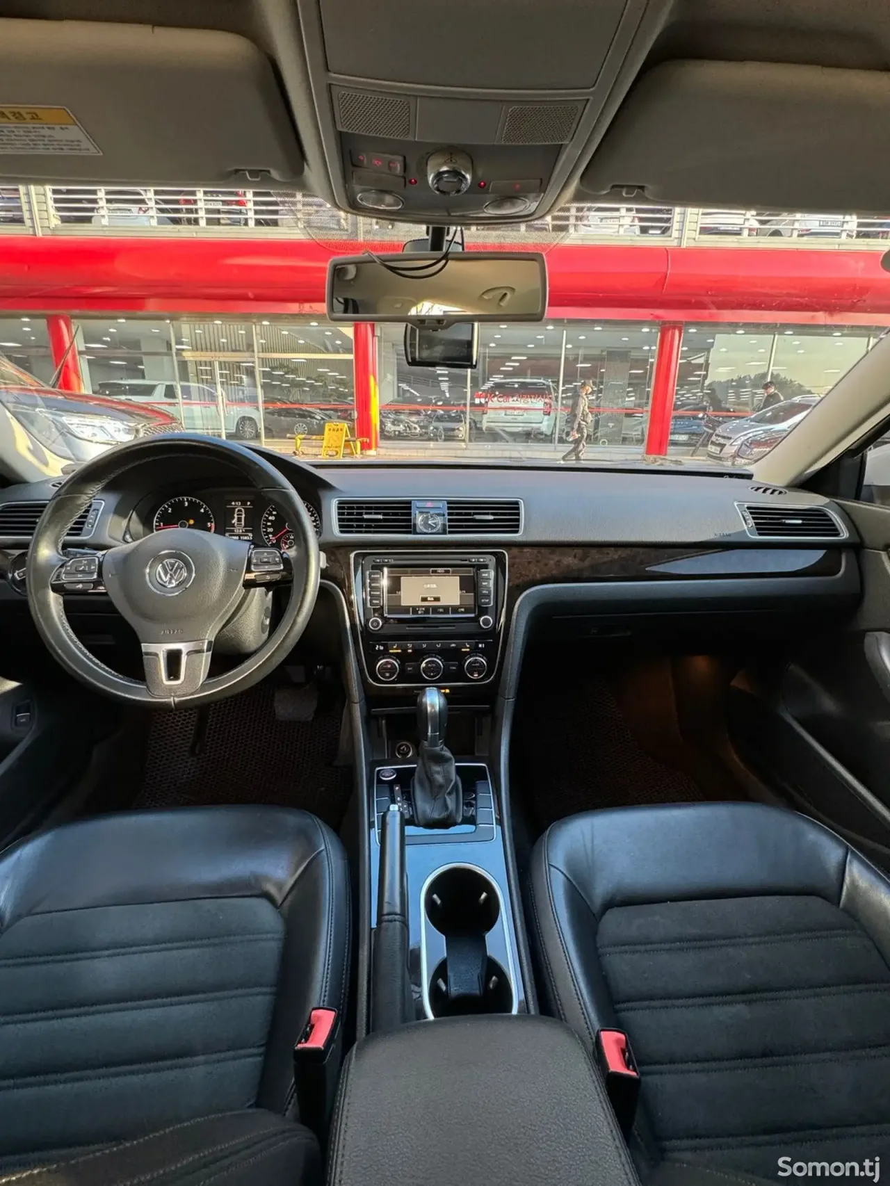 Volkswagen Passat 2014 · 2.0 AT