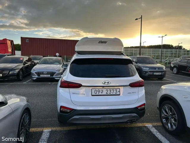 Hyundai Santa Fe 2019 · 2.0 AT