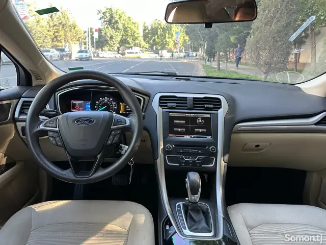 Ford Fusion 2016 · 1.5 AT