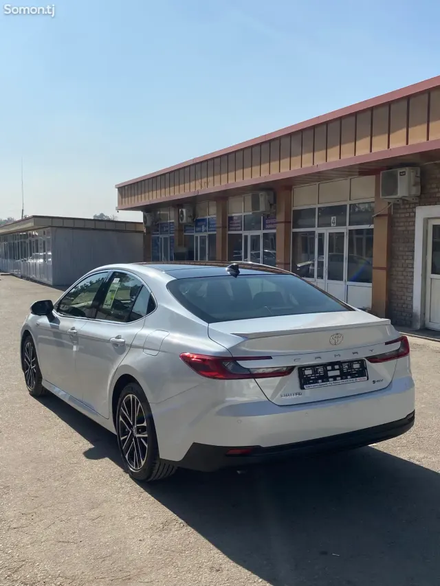 Toyota Camry 2026 · 2.5 AT