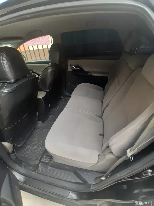 Toyota Mark X ZiO 2008 · 2.4 AT