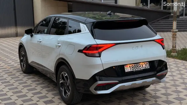 Kia Sportage 2023 · 2.0 AT