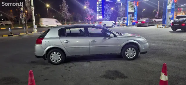 Opel Vectra C 2003 · 1.8 MT