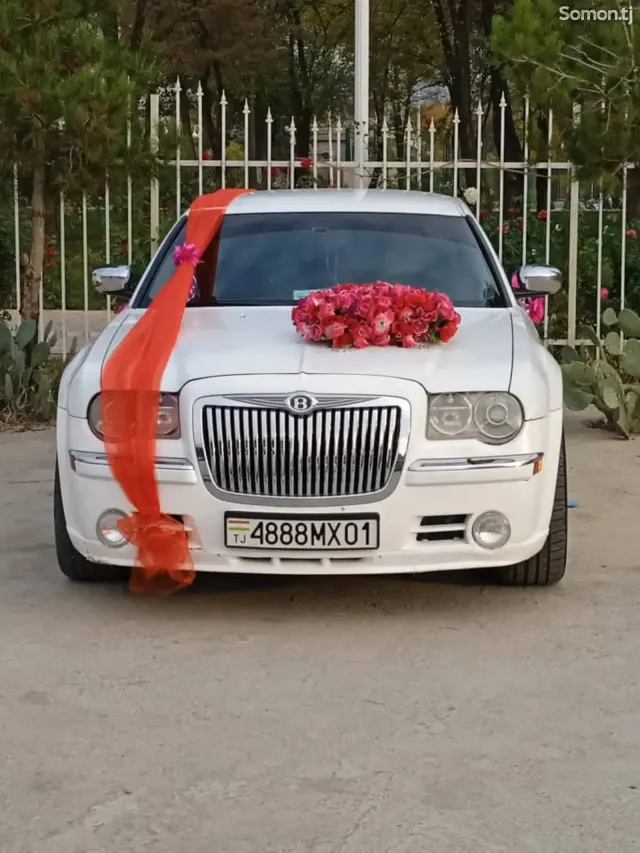 Chrysler 300C 2007 · 2.7 AT