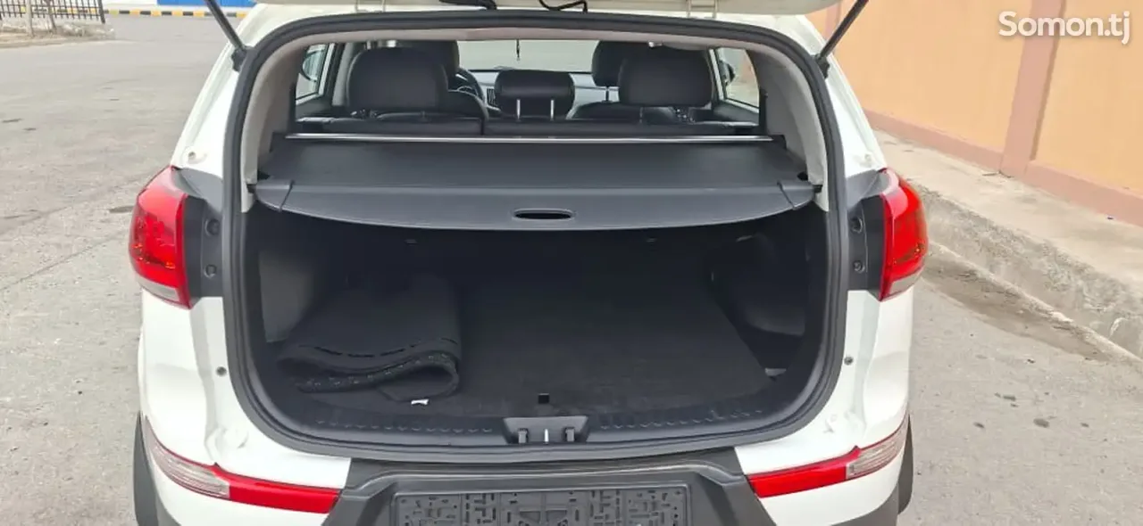 Kia Sportage 2015 · 2.0 AT