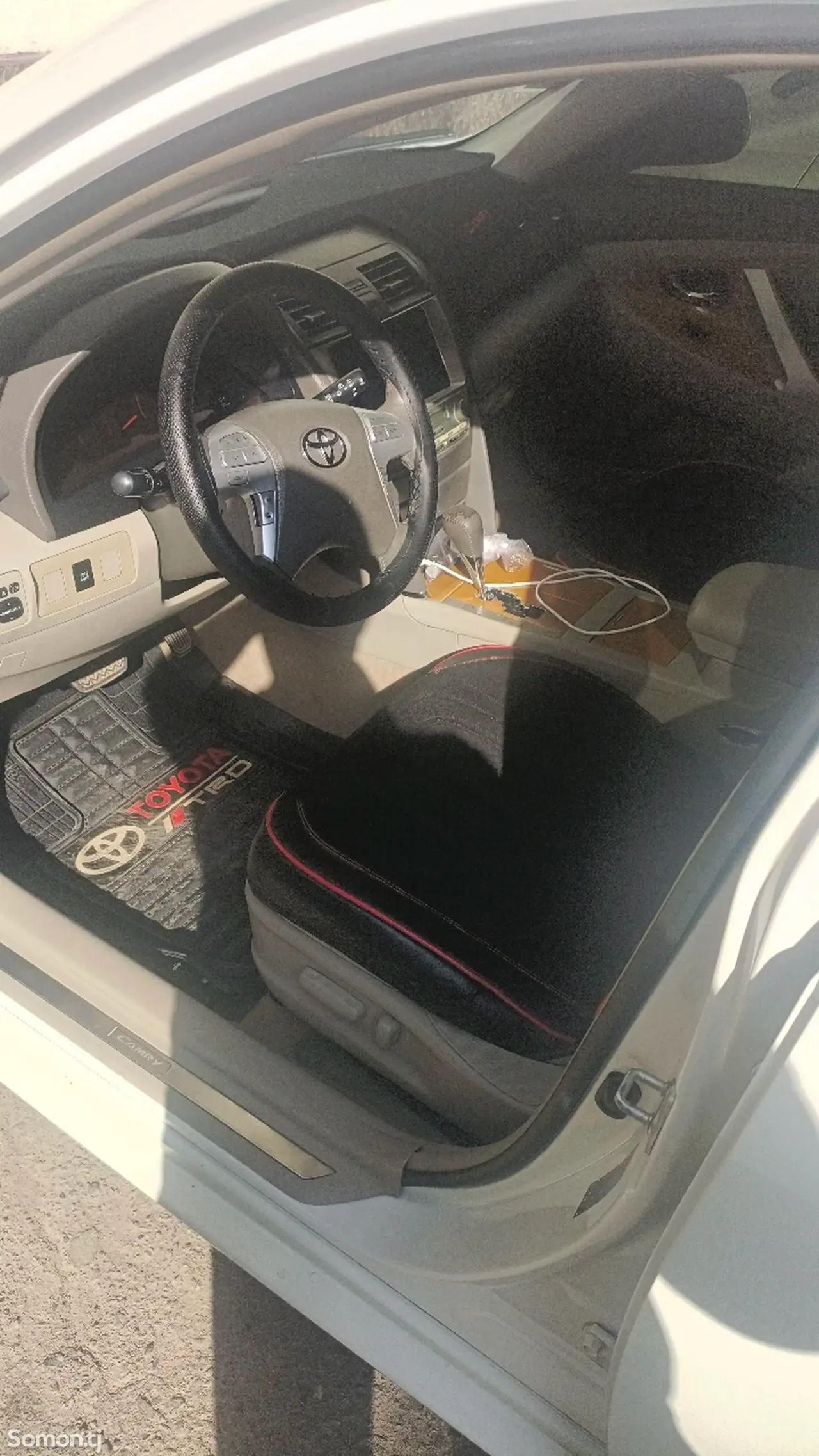 Toyota Camry 2007 · 2.4 AT