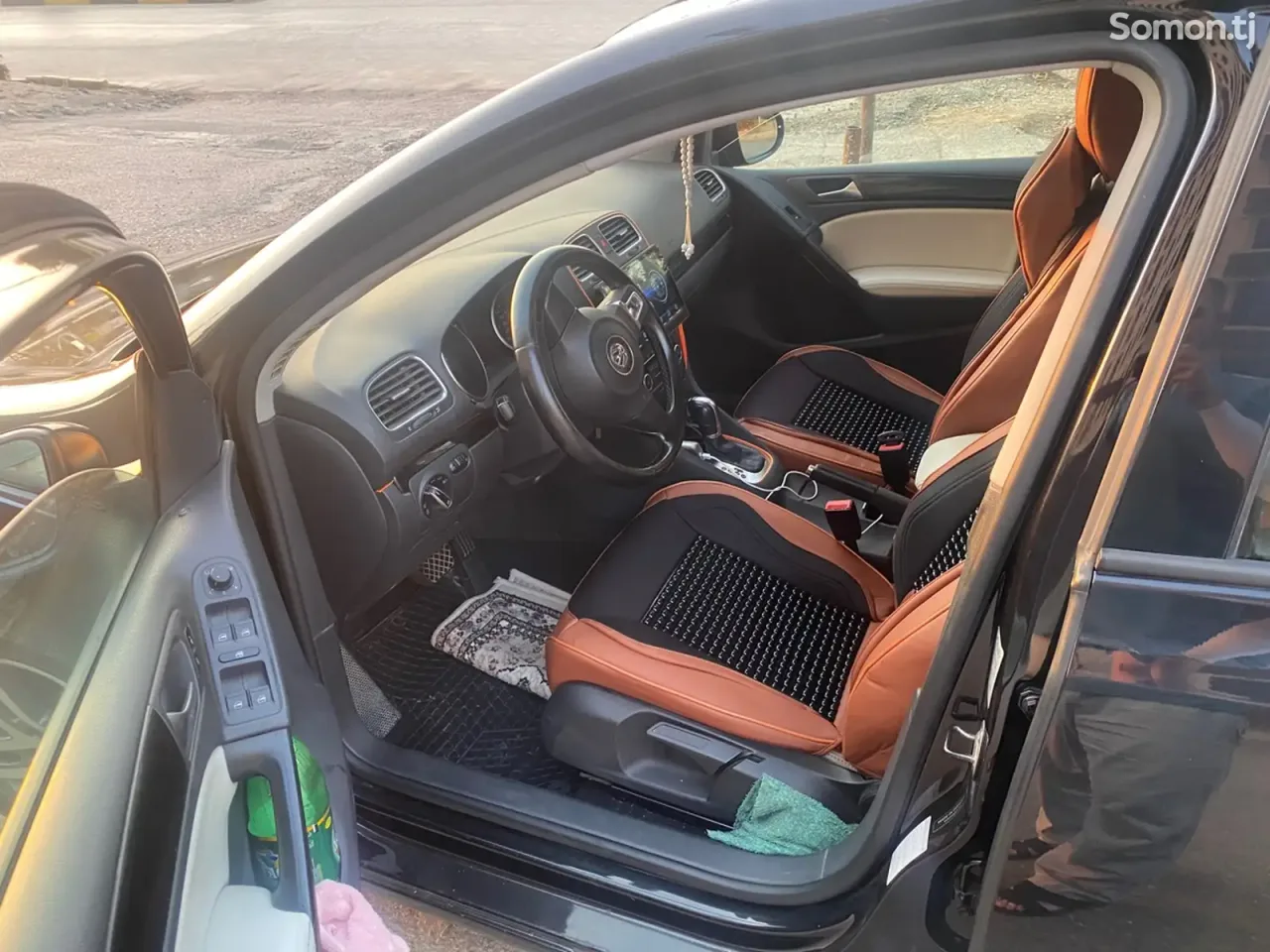 Volkswagen Golf 2012 · 2.0 AT